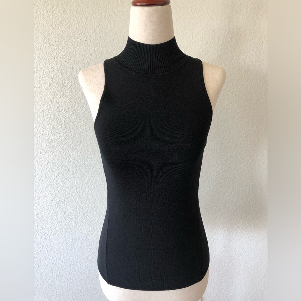 BANANA REPUBLIC - LUXE TURTLENECK TOP + BLACK